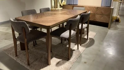 Nove Dining Set